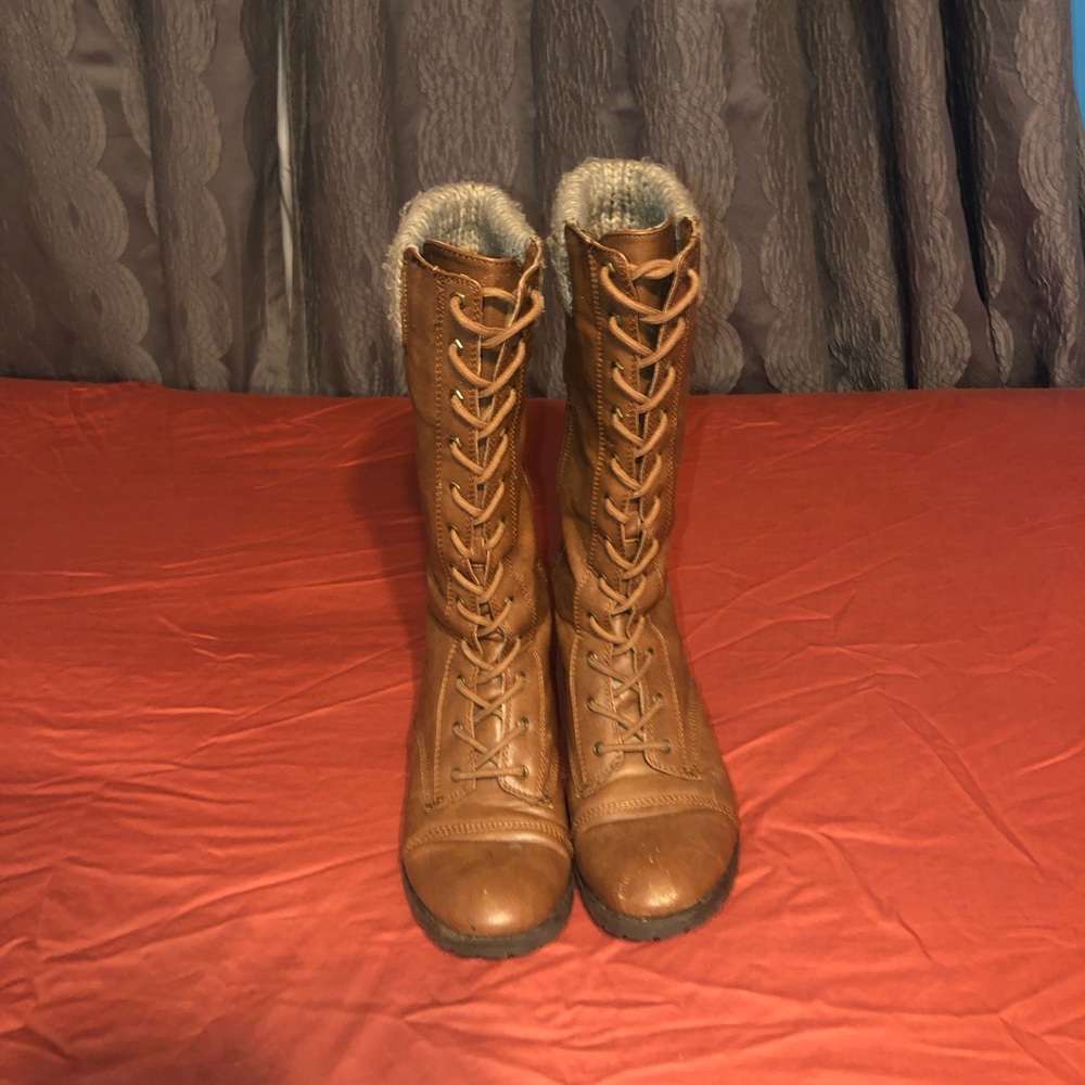 Brown boots